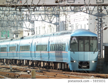 Limited express romance car 60000 series Sagami Ono Station Limited express romance car 60000 series Sagami Ono Station 5935031