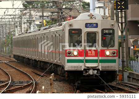 Shibayama火車開往上野的3600型火車 5935111