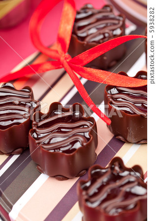 chocolate sweets 5938282