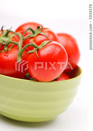 fresh tomatoes 5939376