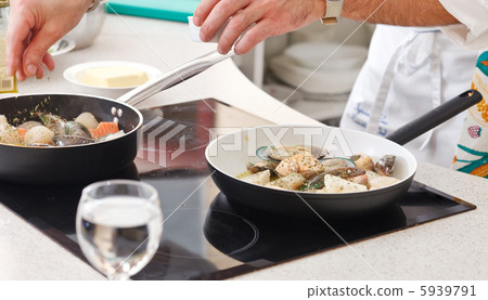 chef at work chef at work 5939791