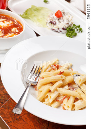 tasty dinner 5941125