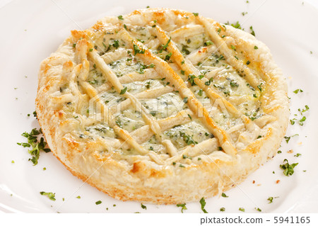 tasty quiche with cheese and herbs tasty quiche with cheese and herbs 5941165