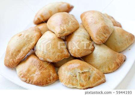 Homemade pasties with potatoes 5944193