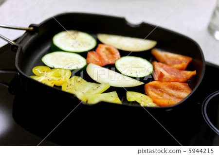 grilled vegetables 5944215