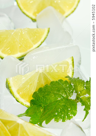 limes and ice cubes limes and ice cubes 5945102