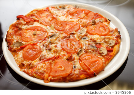 tasty pizza 5945506