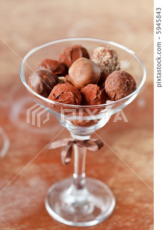 chocolate truffles chocolate truffles 5945843
