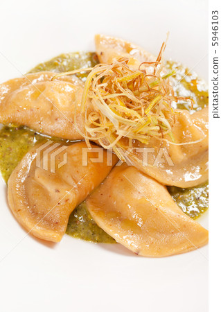 tasty ravioli 5946103