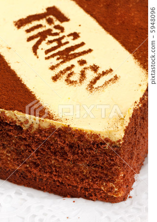 Tiramisu dessert 5948096