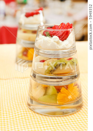 summer dessert 5949352