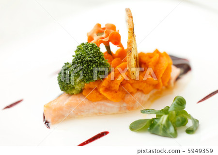 salmon steak with sauce salmon steak with sauce 5949359