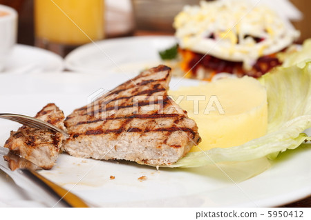 grilled steak with potatoes grilled steak with potatoes 5950412