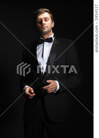 Handsome man in a tuxedo 5954517