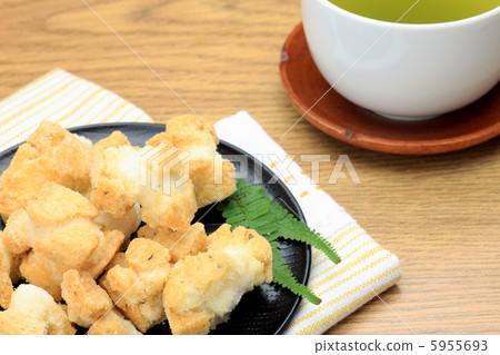 柿和綠茶 5955693