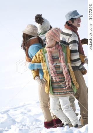 Young men who do something buns 5957298