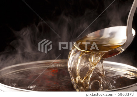 Soup stock 5963373
