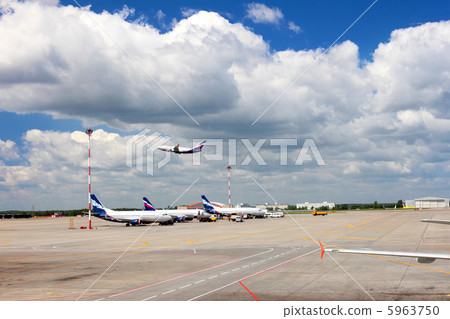 Menchikov Palase Menchikov Palase 5963750