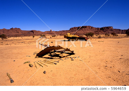 Relics of war 5964659