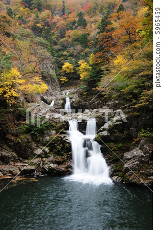 Three step waterfall 5965459