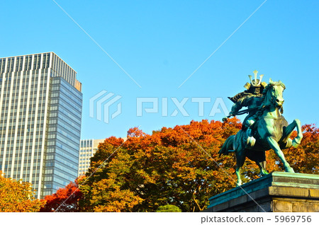 A horse image of Kusukyō (Masanari Kusunoki) (Imperial Gaien / Chiyoda-ku, Tokyo) A horse image of Kusukyō (Masanari Kusunoki) (Imperial Gaien / Chiyoda-ku, Tokyo) 5969756