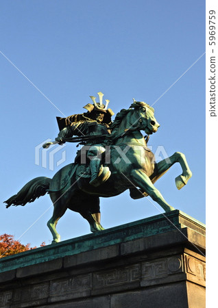 Kusukyō(Masanari Kusunoki)(Imperial Gaien / Chiyoda-ku,東京)的馬形象 Kusukyō(Masanari Kusunoki)(Imperial Gaien / Chiyoda-ku,東京)的馬形象 5969759