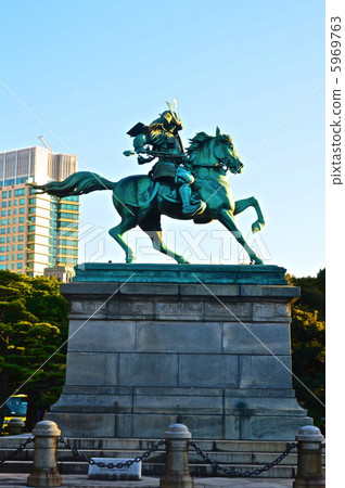 A horse image of Kusukyō (Masanari Kusunoki) (Imperial Gaien / Chiyoda-ku, Tokyo) A horse image of Kusukyō (Masanari Kusunoki) (Imperial Gaien / Chiyoda-ku, Tokyo) 5969763