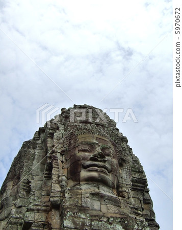 Stone statue of Angkor · Tom Stone statue of Angkor · Tom 5970672