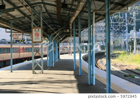 參觀100橫須賀風格的橫須賀站 參觀100橫須賀風格的橫須賀站 5972845