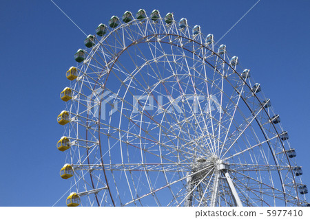 Ferris wheel  5977410
