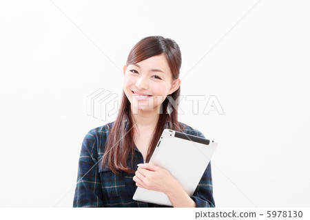 Ipad and female 5978130