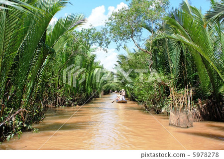 I will go the far Mekong river I will go the far Mekong river 5978278