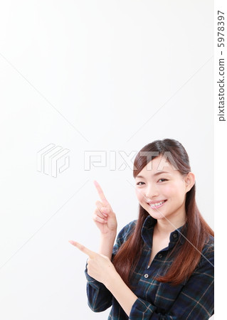 A woman introducing ○○ A woman introducing ○○ 5978397