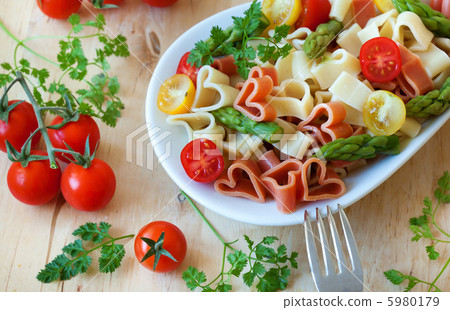 Romantic dinner 5980179