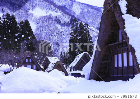 World Heritage Gokayama Aikura Settlement of rural settlements 5981678