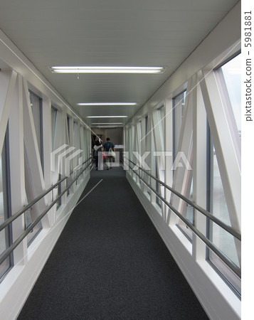 Boarding bridge Boarding bridge 5981881