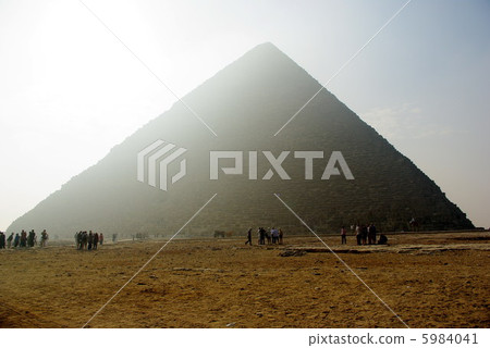 Pyramid of King Kufu 5984041
