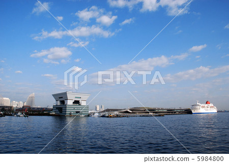Yokohama Port Pier wharf from Yamashita Park and passenger ship Fujimaru at berth Yokohama Port Pier wharf from Yamashita Park and passenger ship Fujimaru at berth 5984800