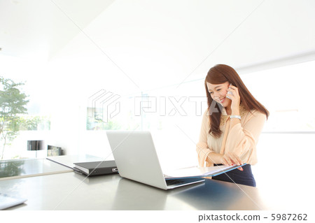 職業婦女 5987262