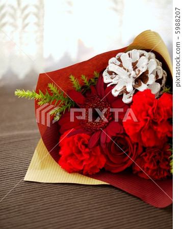 A red bouquet of windows (up) A red bouquet of windows (up) 5988207