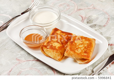 pancakes with sour cream pancakes with sour cream 5996841