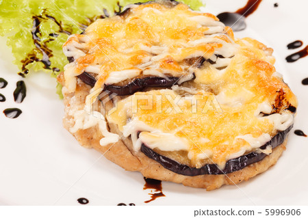 meat with aubergine 5996906
