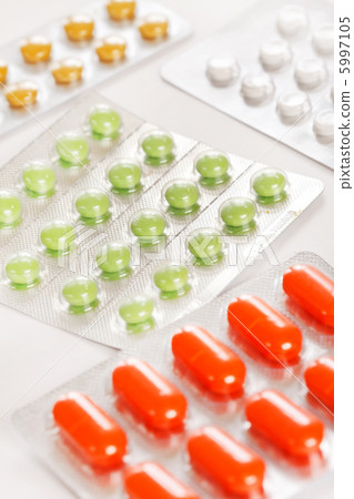 different kinds of pills different kinds of pills 5997105