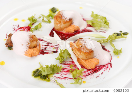 Scallop seafood appetizer Scallop seafood appetizer 6002103