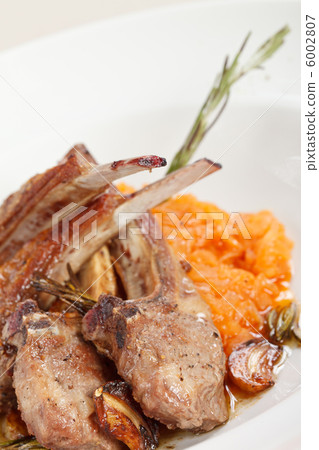 grilled ribs grilled ribs 6002807