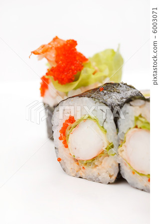 sushi on the white 6003071