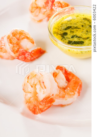 shrimps with sauce shrimps with sauce 6003422