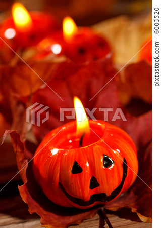 Halloween pumpkins Halloween pumpkins 6003520