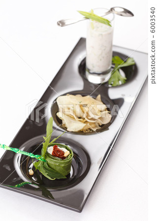 greek yogurt  with arugula 6003540