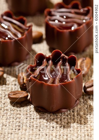chocolate sweets chocolate sweets 6004902